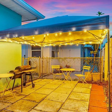 Apartamento Downtown Hollywood Holiday Retreat Dania Beach Exterior foto
